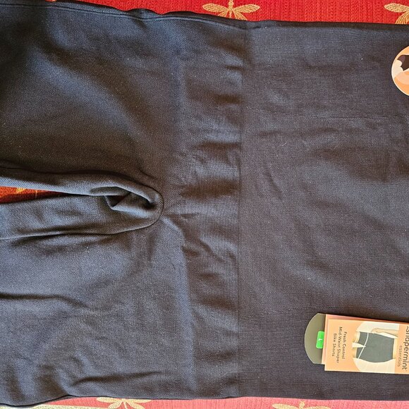 Shapermint Mid-Waist Shaper Bike Shorts - New With Tags - Picture 7 of 8